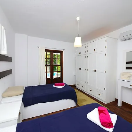 Sedir Villa *